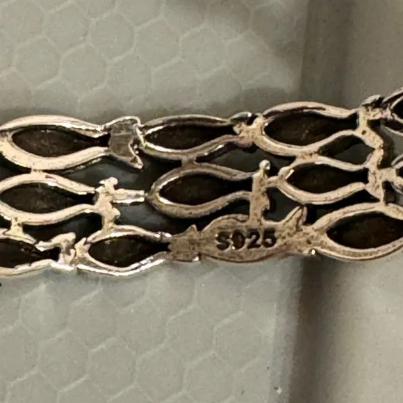 925 Silver Fish Cuff Bracelet #1551 - Picture 7 of 7